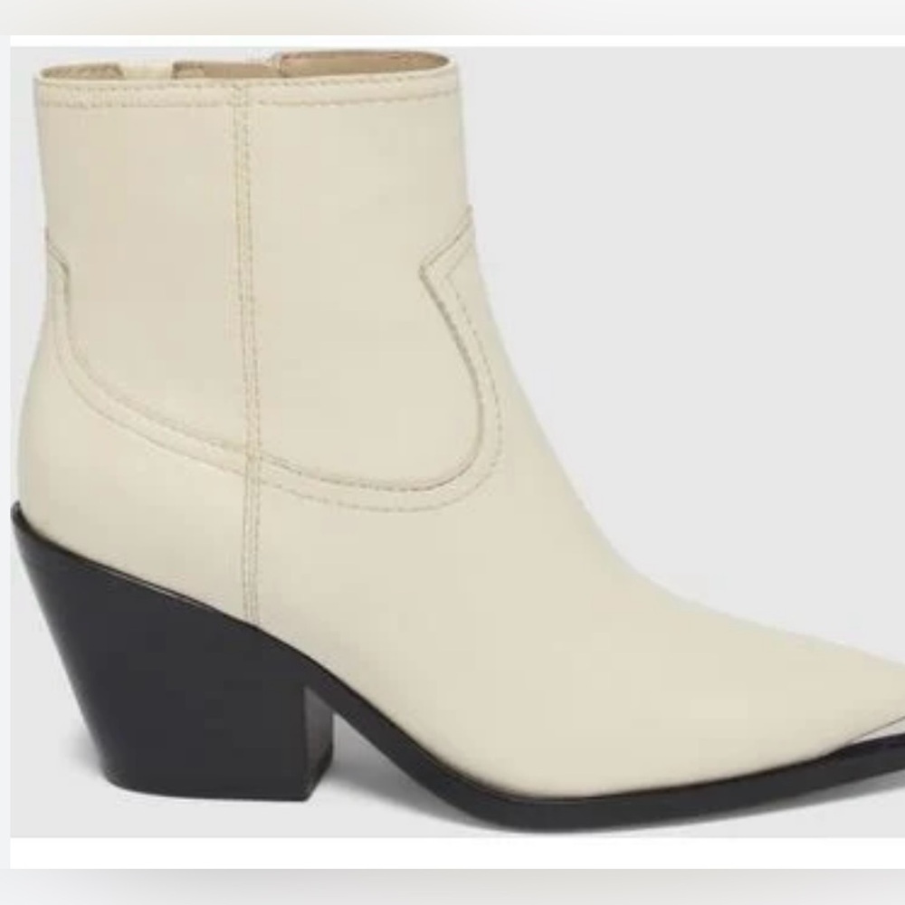 Paige size 9.5 cream ankle boots